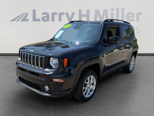 2019 Jeep Renegade Latitude 4X4! LOW MILES!