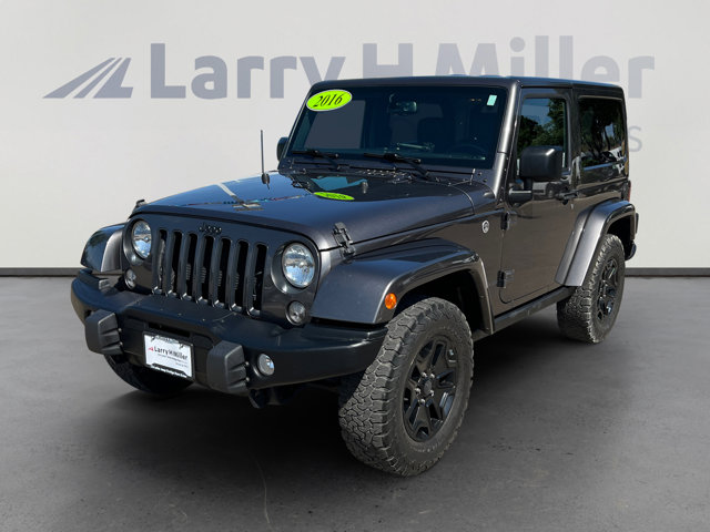 2016 Jeep Wrangler Backcountry 4WD! SUPER CLEAN! LOW LOW MI