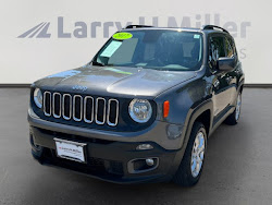 2017 Jeep Renegade Latitude 4x4! LOW MILES!
