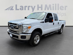 2015 Ford Super Duty F-250 SRW XLT 4WD! LOW MILES!