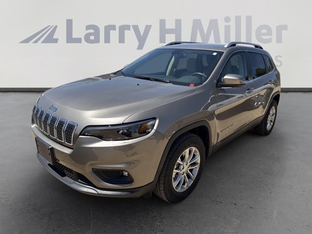 2019 Jeep Cherokee Latitude 4X4! SUPER LOW MILES!